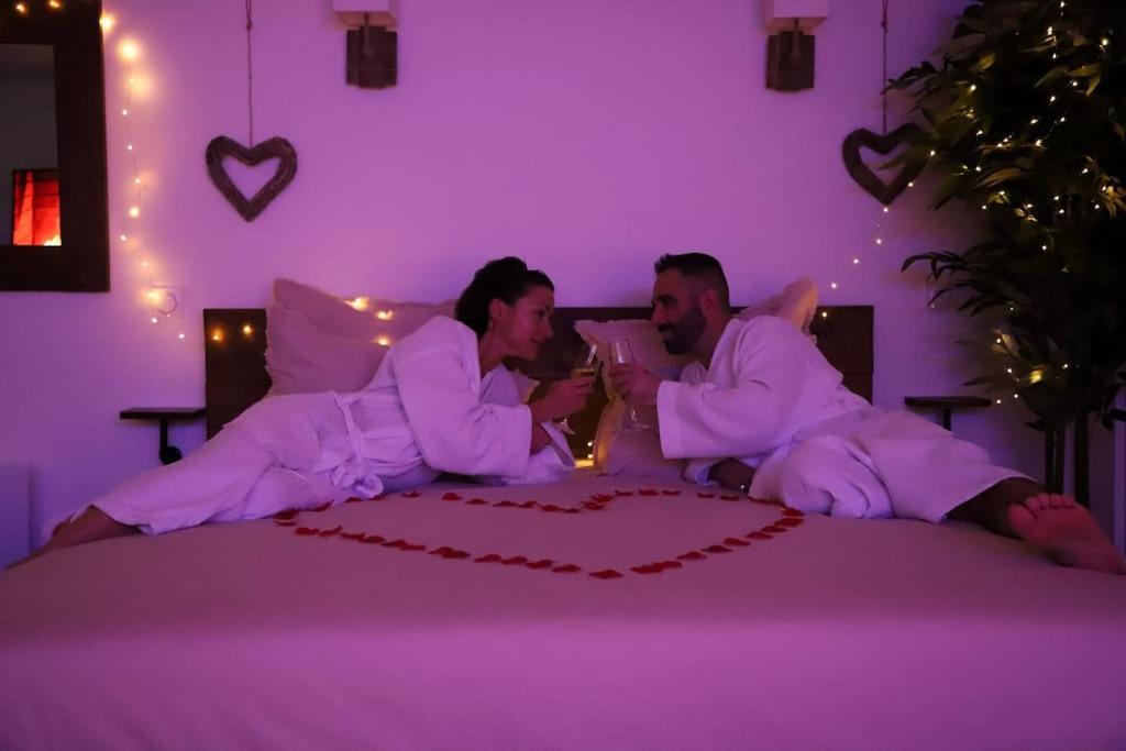 Love Room Unique - Sauna / Jacuzzi Charleville-Mézières Εξωτερικό φωτογραφία