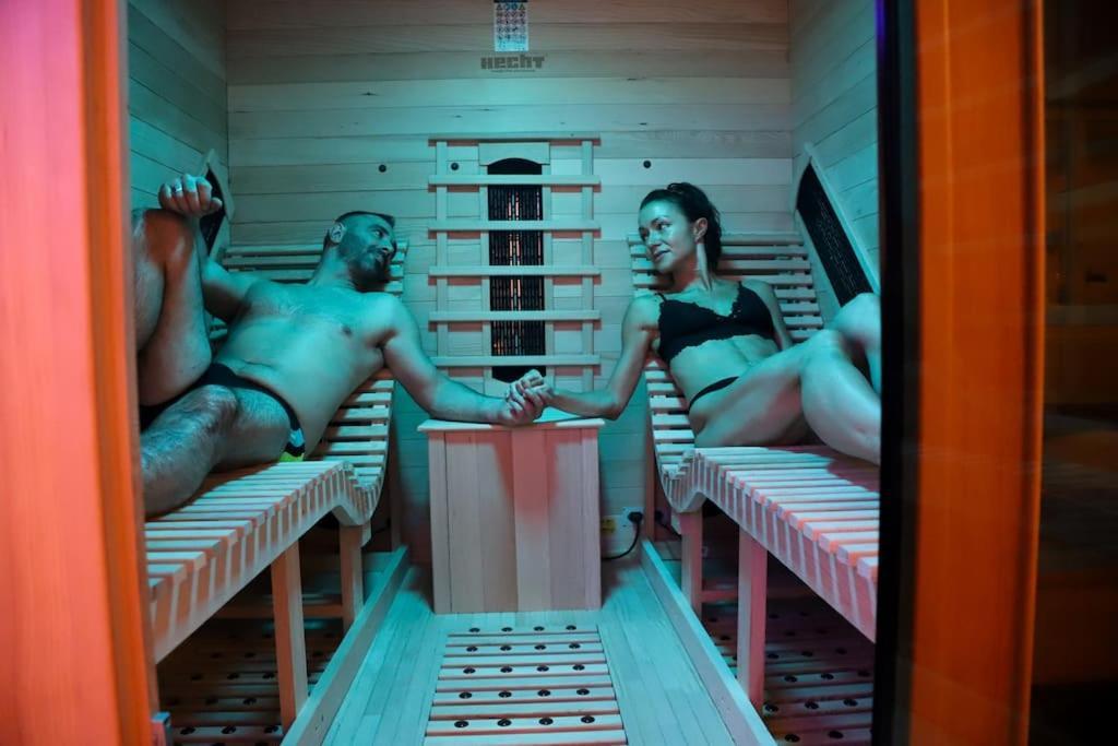 Love Room Unique - Sauna / Jacuzzi Charleville-Mézières Εξωτερικό φωτογραφία