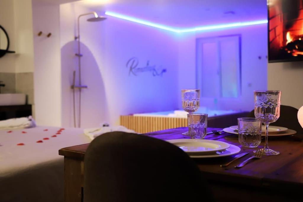 Love Room Unique - Sauna / Jacuzzi Charleville-Mézières Εξωτερικό φωτογραφία