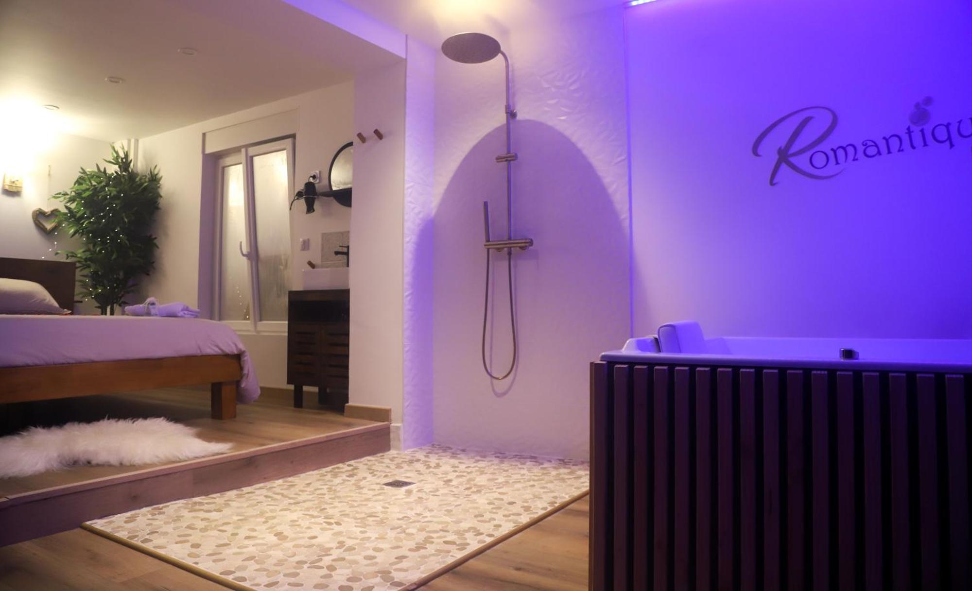 Love Room Unique - Sauna / Jacuzzi Charleville-Mézières Εξωτερικό φωτογραφία